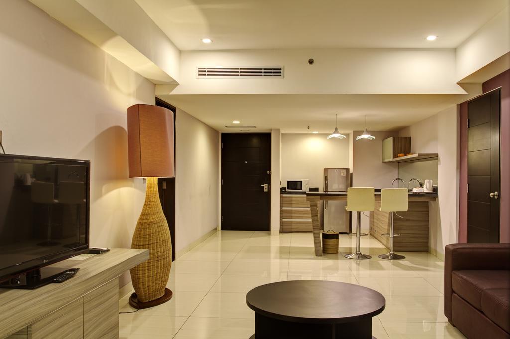 Singkenken Boutique Hotel スミニャック エクステリア 写真