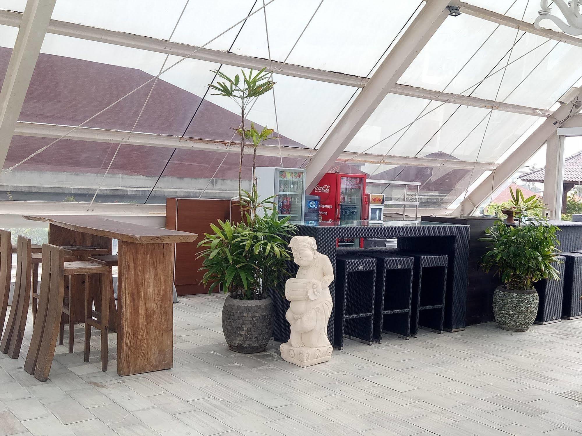 Singkenken Boutique Hotel スミニャック エクステリア 写真